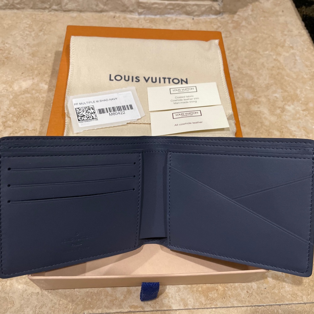 Louis Vuitton wallet - Picture 2 of 4